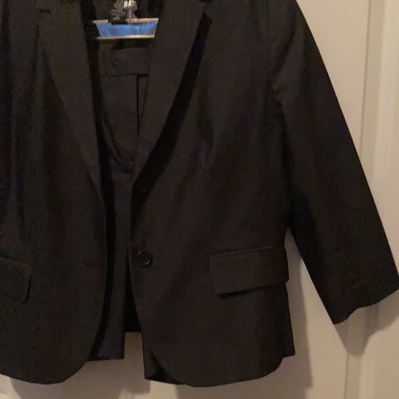 2 pc short set shorts size 12, jacket size 14 - Picture 2 of 10